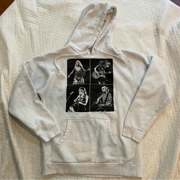 Taylor Swift 2023 Eras Tour Hoodie White Fearless Red Speak Now Concert EUC - Picture 2 of 9